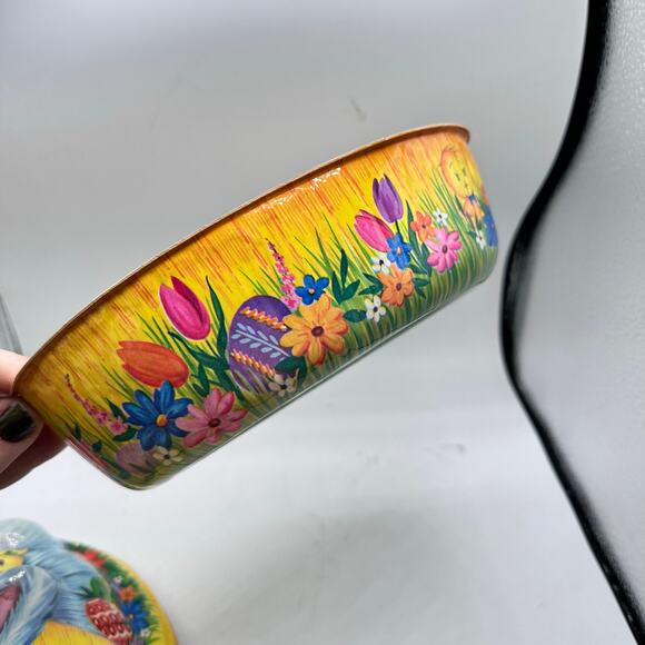 Vintage Plastic Easter Candy Containers set of 2 Bunny - Picture 14 of 15